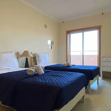 Apartment Avenida *